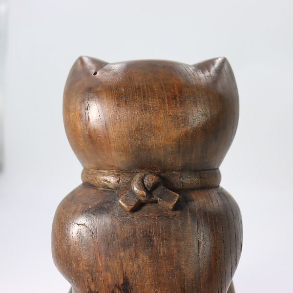 木彫り置物(猫) - 骨董・アンティーク・ヴィンテージの家具・食器 