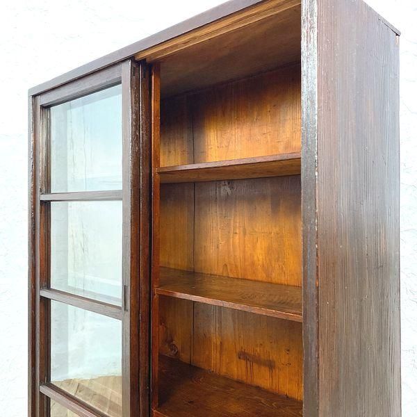 引き取り限定！！アンティーク 古いガラス戸棚 本棚 引きちがいガラス棚 - 古家具・古道具 アンティーク家具 kubu（クブ）