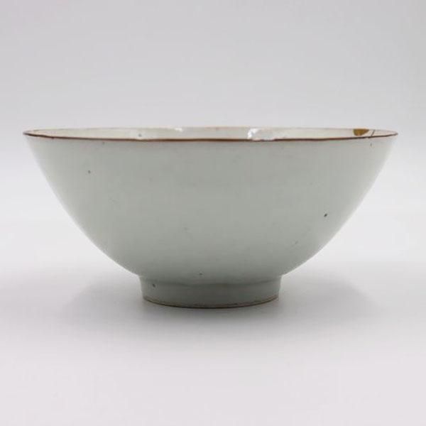 白磁薄茶碗｜直径15.5cm 高さ7cm｜金継ぎあり