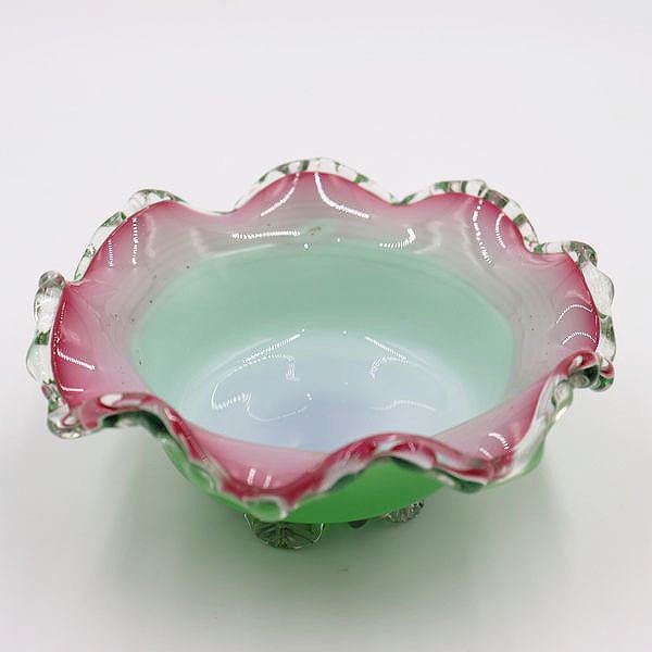 大正ガラス鉢（グリーン・ピンク・乳白）