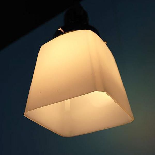 六角　古照明　電傘　電笠　吊下げ　カット硝子　シェード　玄関灯　門灯　インテリアにも　日本製　retrospective Japanese　lamp shade