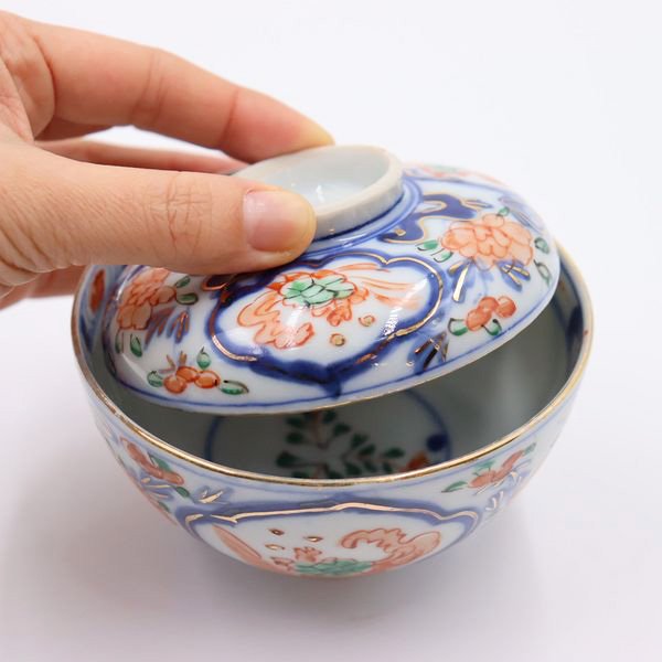 手描き 色絵 蓋碗 蓋付き茶碗 カラフル 和食器 アンティーク（亀・牡丹 