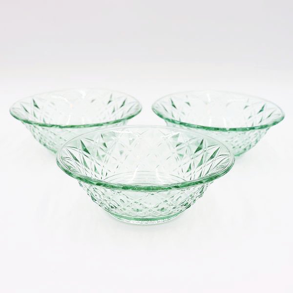 プレスガラス 薄緑 ガラス鉢 サラダボウル レトロ食器 大正・昭和 アンティーク