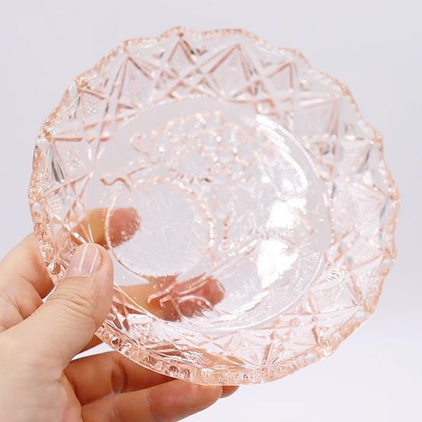 プレスガラス サーモンピンク ガラス皿 サラダ・デザート レトロ食器 