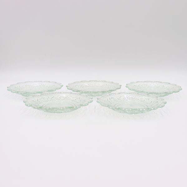 薄緑 ほんのりグリーン プレスガラス 小皿 輪花 デザート皿 大正・昭和初期 レース皿 アンティーク ヴィンテージ 和ガラス