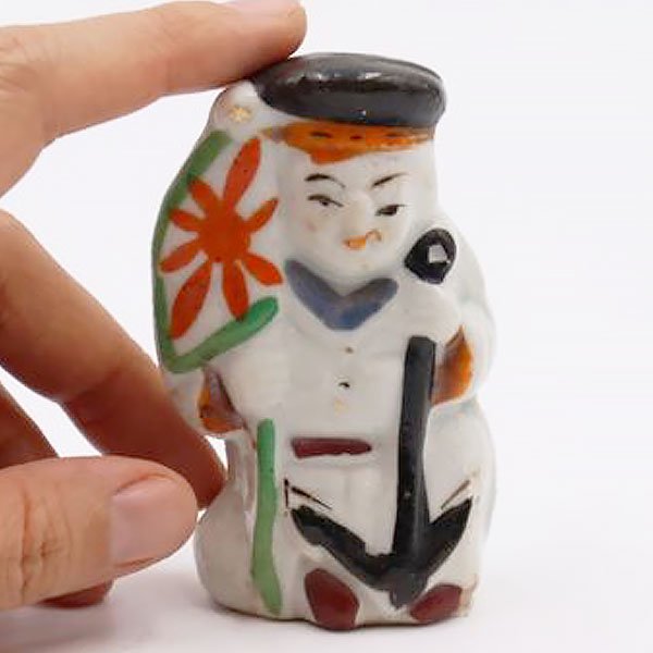 ハンドペイント 陶器人形 水平 日本海軍 兵隊さん いかり ミニ 手乗り