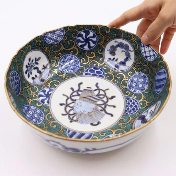 明治～大正期　錦　花草文様　向付　小鉢　赤絵　色絵　小鉢　料理屋　アンティーク器 朱赤の脇引き盆と赤絵の赤玉小鉢 - 生活骨董と古布の