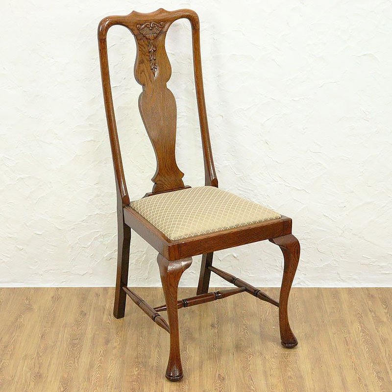上品 イギリス製 クイーンアン ダイニングチェア 椅子 オーク材 書斎 アンティーク ヴィンテージ 彫刻 英国