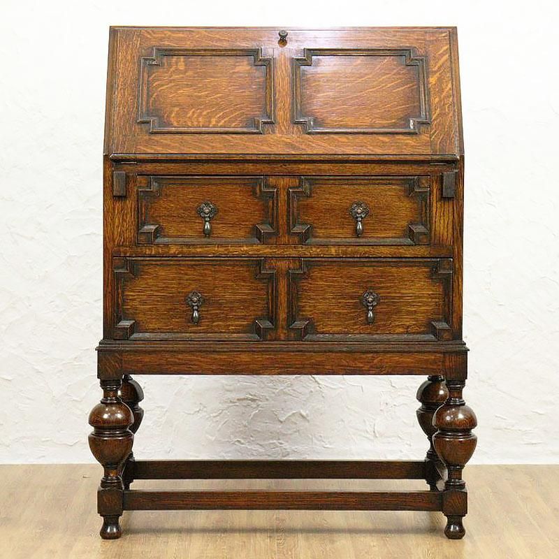 オーク素材の重厚なライティングビューロー｜幅79cm奥行45.5cm高さ