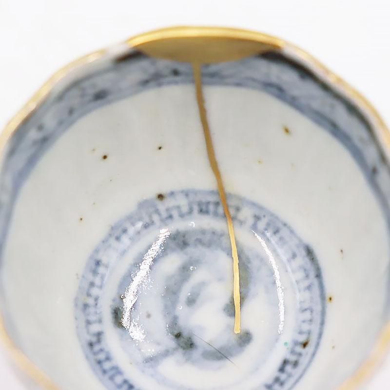 金継ぎ】手描き 色絵 伊万里 通りもん 猪口 ぐい呑み 酒器 のぞき