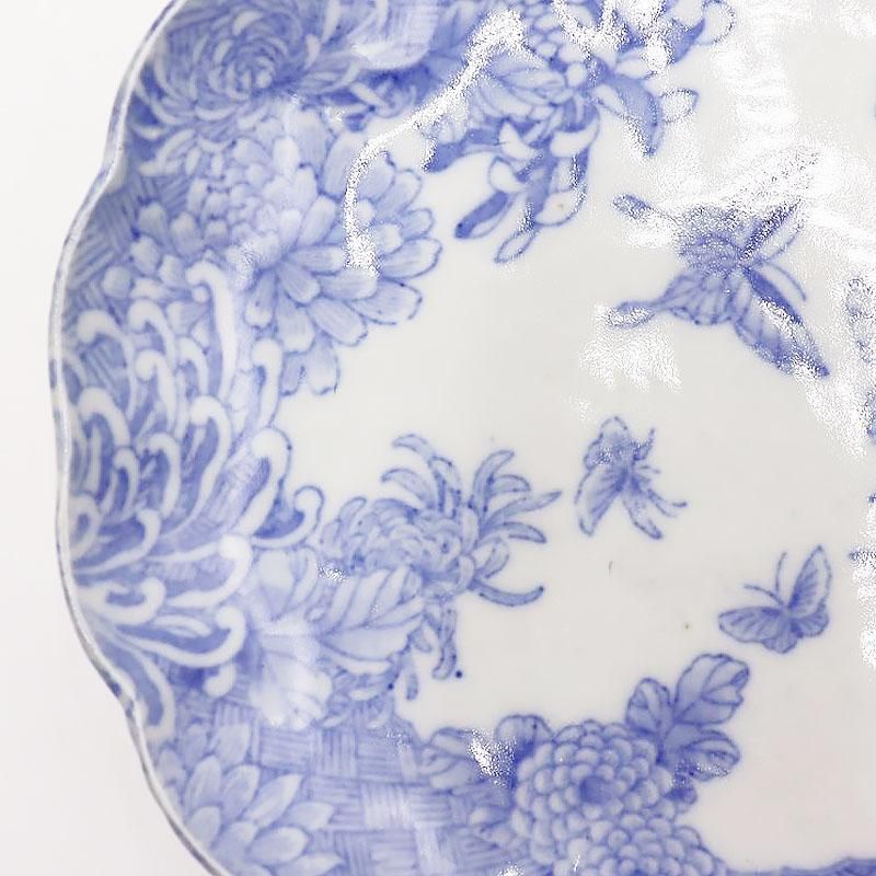 藍色の骨董和食器｜直径22 高さ3.5｜かわいい蝶・菊デザイン