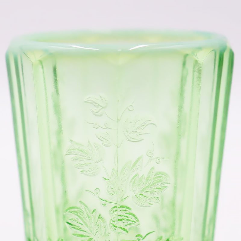 緑ガラス グリーン コップ グラス 型押し プレスガラス 大正・昭和 和 