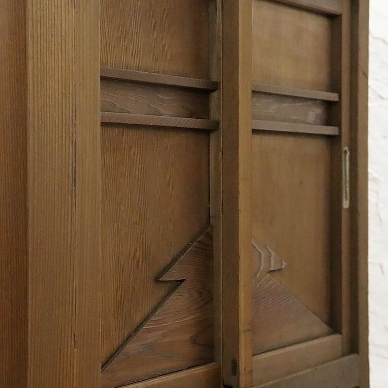 大正昭和　木製引き戸収納キャビネット　古民家　古本雑貨　アンティーク抽斗家具 大正昭和 木製引き戸収納キャビネット 古民家 古本雑貨 アンティーク