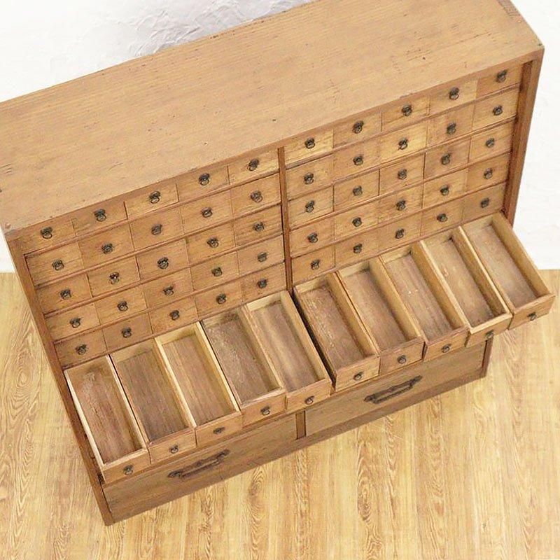 60杯　薬箪笥　古道具　アンティーク 希少な薬箪笥｜極小56杯＋引出し付き・明治期の高級ジャパニーズ箪笥