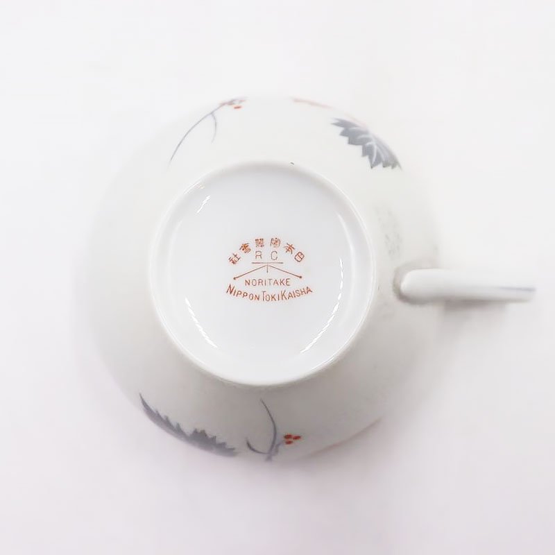 オールドノリタケ NORITAKE ティー カップ＆ソーサー ラスター彩 淡色 洋食器 上品 大正 アンティーク クラシック（蔦・植物・赤い実） -  ブルーパロット｜京都のアンティーク食器・家具・引取・修理・金継ぎ