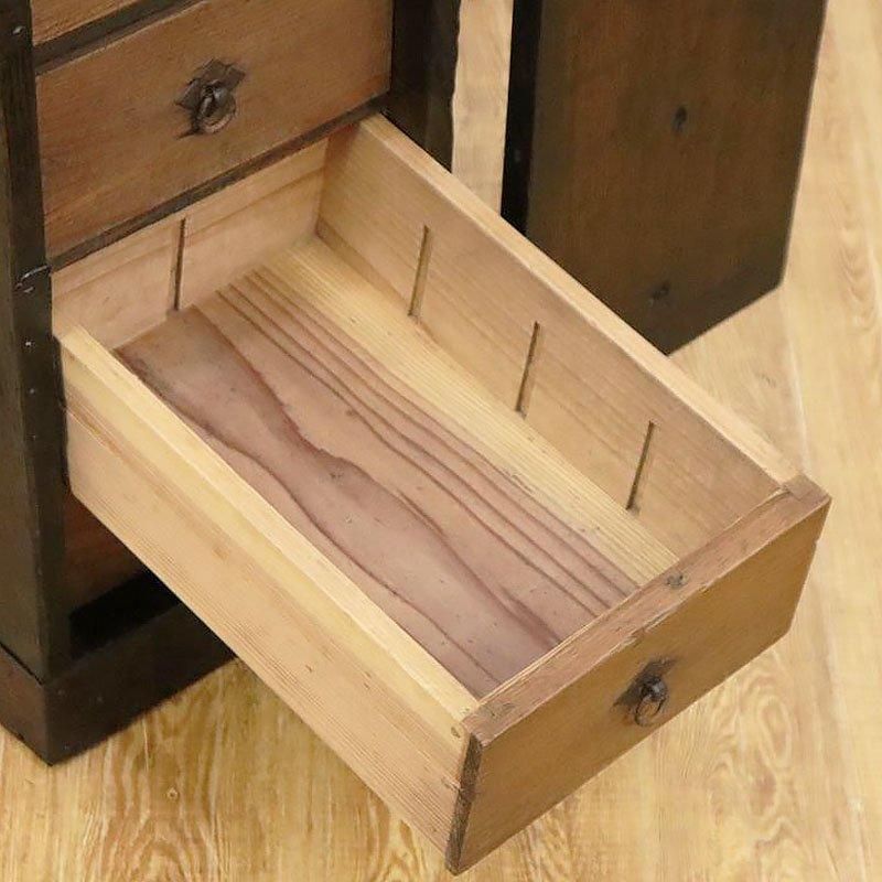 扉付き 小引出し 道具入れ 小箪笥 手許箪笥 時代金具 小ぶり