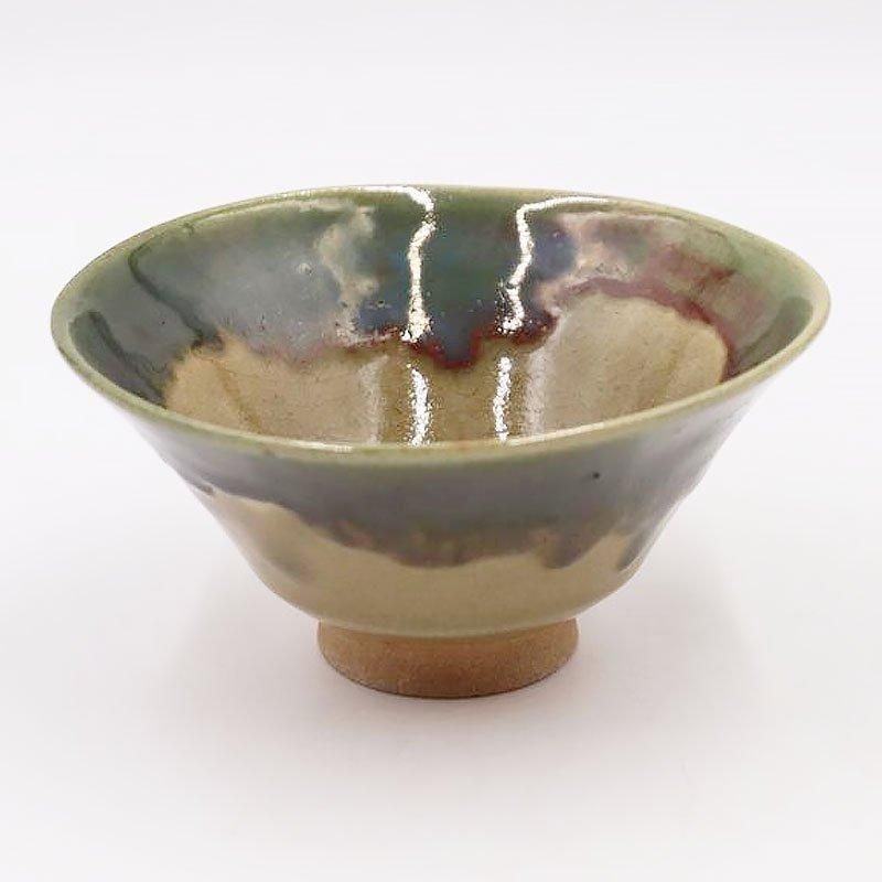 水玉 型押し 白い ボウル 抹茶碗 古道具 アンティーク アンティークのミルクガラスの食器、型押しの模様が美しい白い