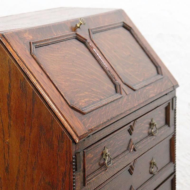 英国アンティークオーク材ビューロー｜幅77.5奥行44-72高さ100