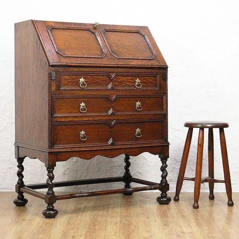 英国アンティークオーク材ビューロー｜幅77.5奥行44-72高さ100｜重厚感