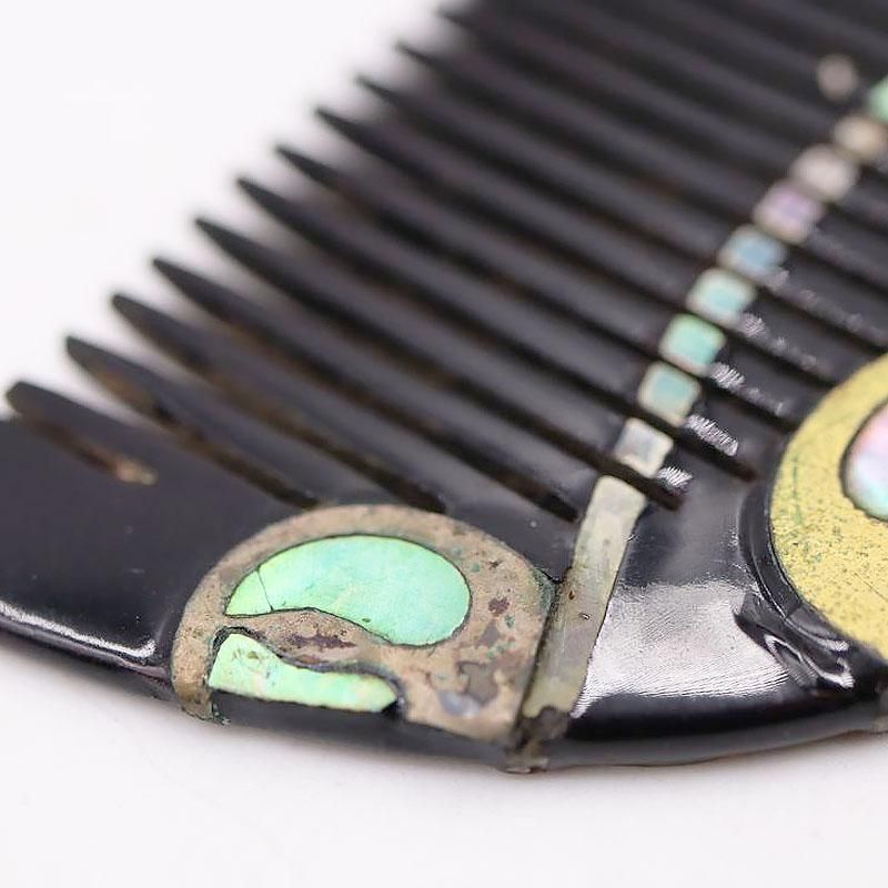 くし 螺鈿入り 黒地 金銀蒔絵 大正時代 幅9cm 高さ4cm