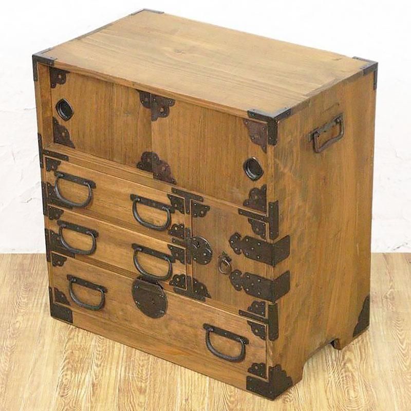 小箪笥の大正時代 手元収納の温もりと重厚さ