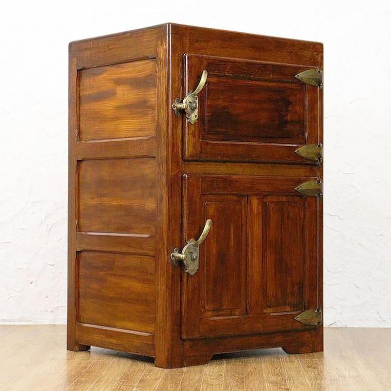 【貴重品・送料無料】アンティーク家具　明治〜大正時代　桐タンス アンティーク家具 ☆明治時代 総桐観音開き時代箪笥(桐箪笥、桐