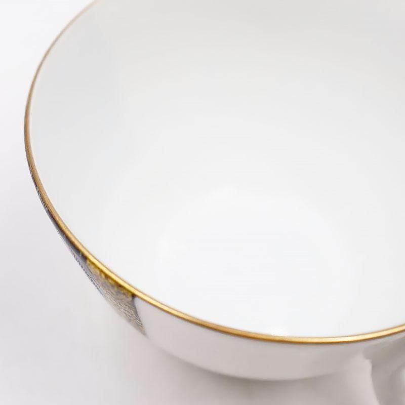 【希少】白レース ハンドル付き 盛り上げ グラス カップ ソーサー 希少】白レース ハンドル付き 盛り上げ グラス カップ ソーサー