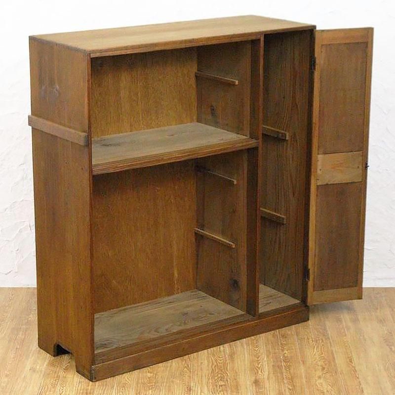 早いもの勝ち！ 昭和レトロ アンティーク キャビネット 戸棚 木製 大正 和家具 木戸 和風キャビネット 靴箱 下駄箱 和箪笥 天然杉材 大正・昭和