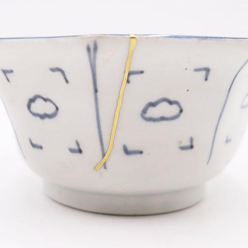 中鉢 伊万里の手描き染付 金継ぎ 明治大正の味わい