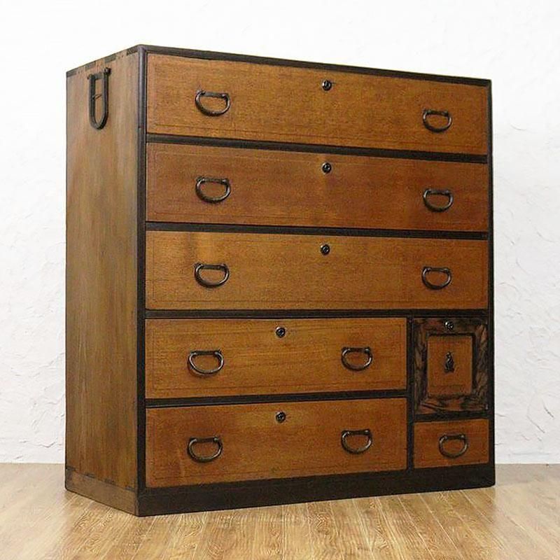 【飛騨家具】和箪笥 かんぬき付き 古家具 アンティーク レトロ 飛騨家具】和箪笥 かんぬき付き 古家具 アンティーク レトロ