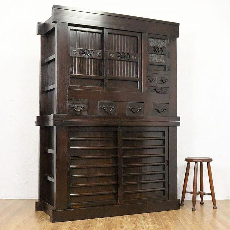 四尺膳棚 水屋箪笥 食器棚 キャビネット 二段重ね 重厚感 時代