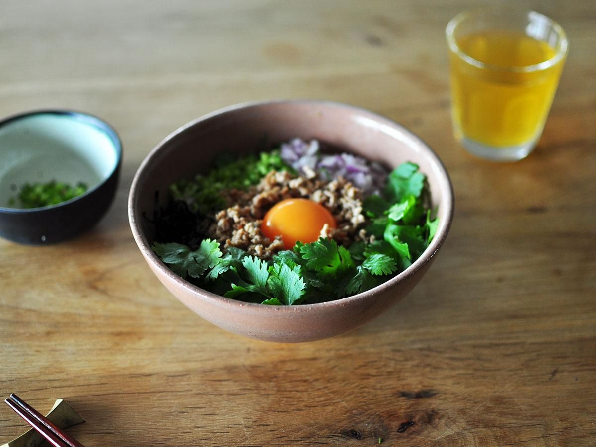 CULTIVATE BOWL M 17.5cm OF-White ONE KILN | threetone CULTIVATE BOWL M 17.5cm OF-White ONE KILN | threetone