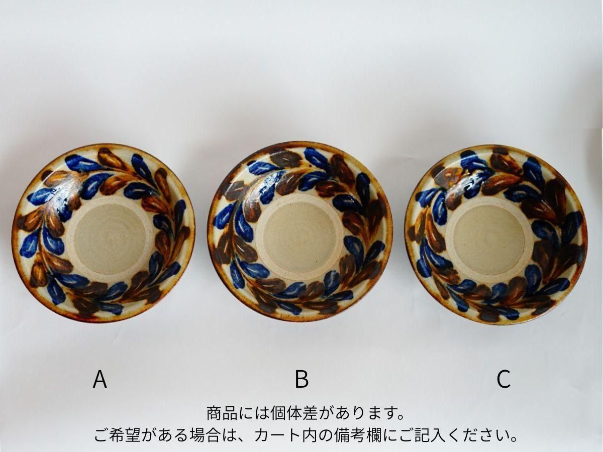 やちむん工房 田村窯のワンブー 7寸 点打 緑・呉須（鉢）| うつわと