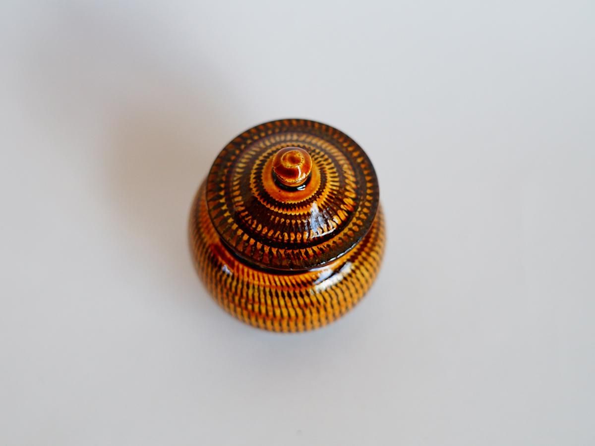 ツボ 1合 飛び鉋 飴小鹿田焼 黒木昌伸窯 | うつわと灯り threetone