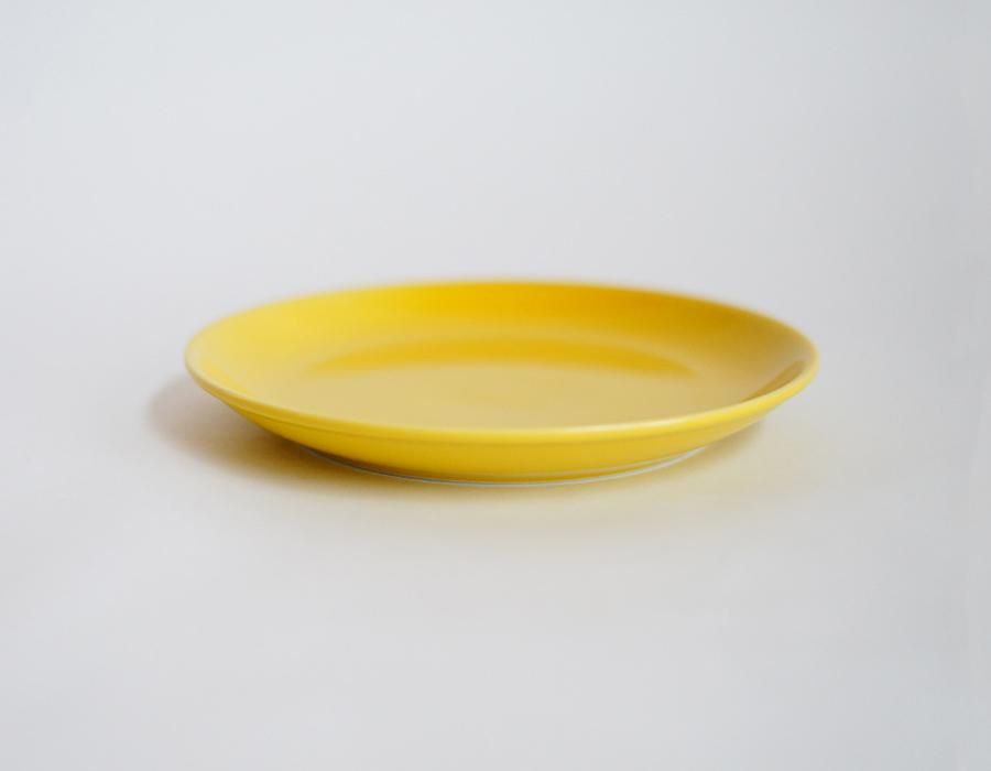 プレート 18cm イエロー［13208］ | Common・コモン［online shop］