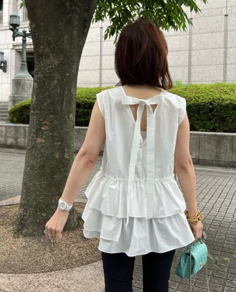 ballerina blouse【white】SALE 30%OFF<img class='new_mark_img2' src='https://img.shop-pro.jp/img/new/icons16.gif' style='border:none;display:inline;margin:0px;padding:0px;width:auto;' />