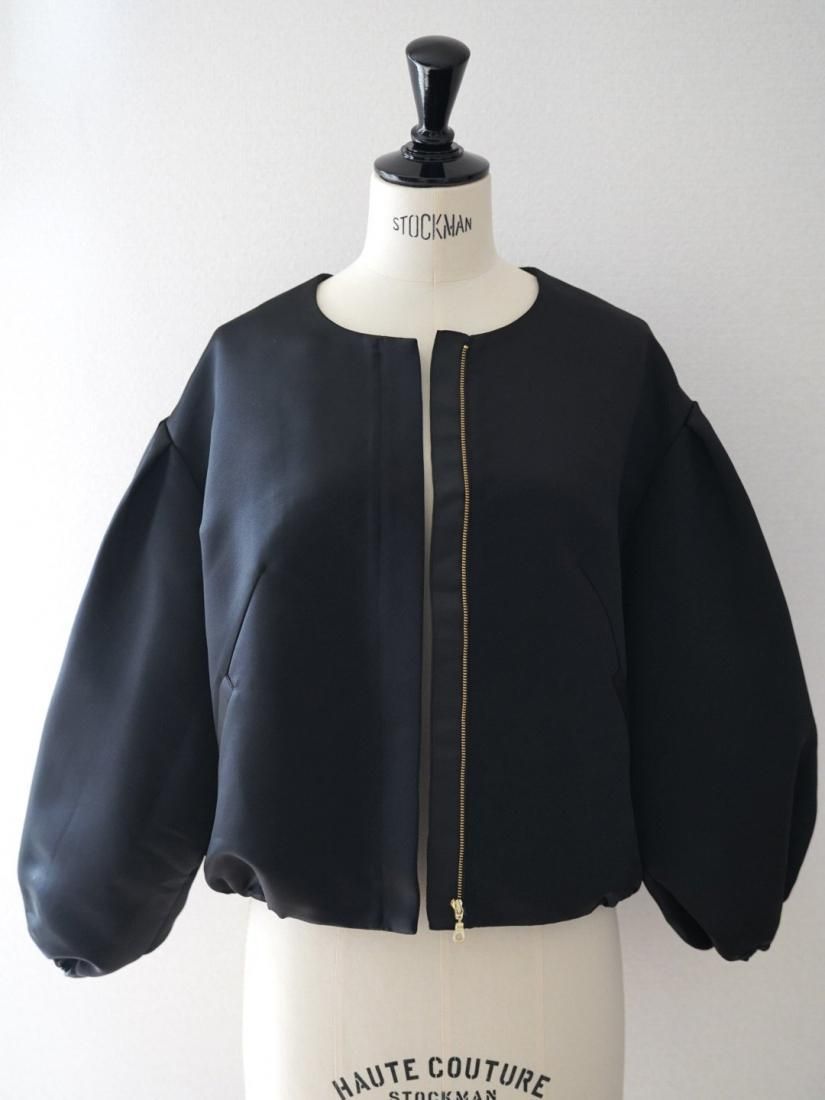 バルーンブルゾン