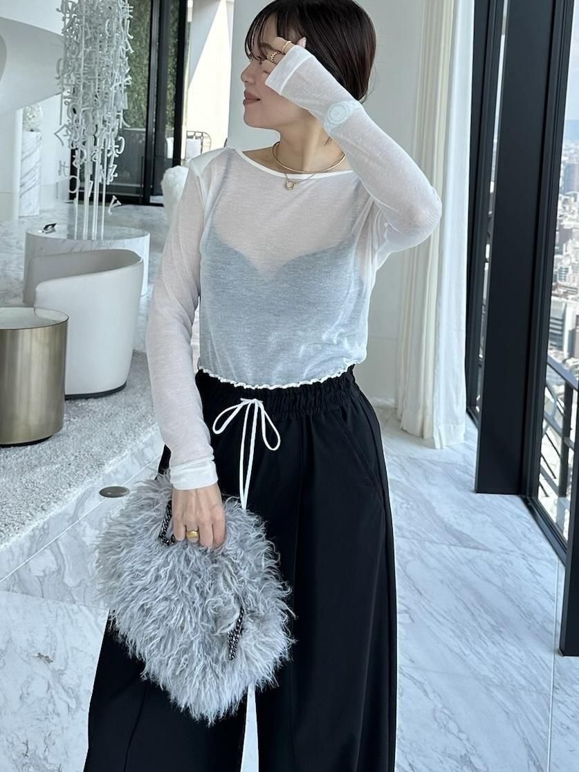 週末限定お値下げ‼️【イデアルーチェ】 キラキラショルダーロンT 新品‼️ キラキラショルダーロンT【ﾎﾜｲﾄ】