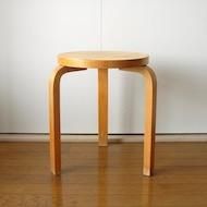 ヨッシー50年代stool60 Alvar Aalto artek | Artek Stool 60, Legs Natural Lacquered, Seat Grey