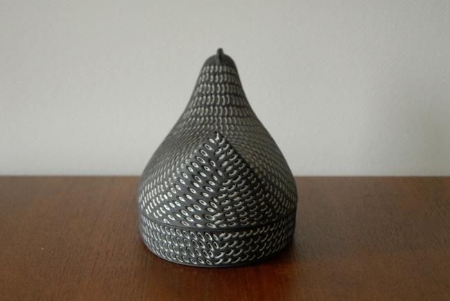 Arabia Kaarina Aho Egg Hen Munakana / アラビア カーリナ