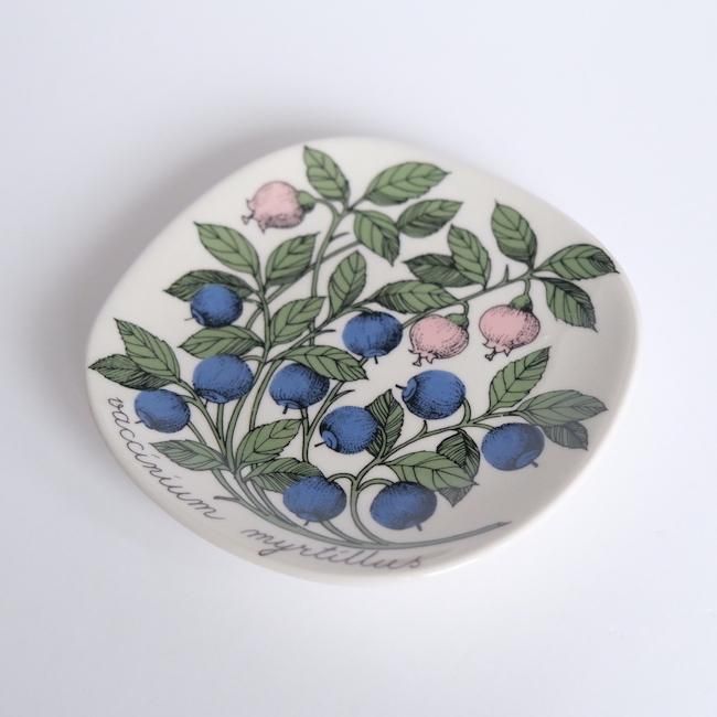 ARABIA エステリ・トムラ ボタニカ \"Hepatica triloba\" Arabia Esteri Tomula Botanica mug / アラビア エステリ