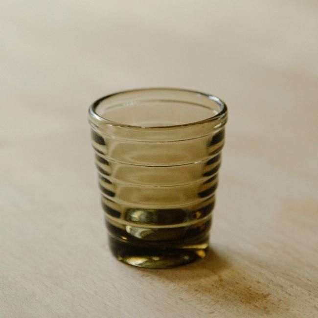 セブンイレブン 冬ギフト 2025 Karhula-Iittala カルフラ / Smoke Glass Bolgeblick AALTO AINO 保存容器・ケース