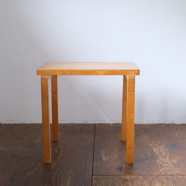 artek Alvar Aalto war leg side table / アルテック アルヴァ 