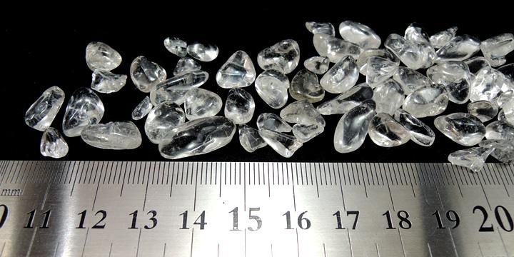 水晶 浄化用さざれ 大きめ (穴なし)1kg - 魔石屋.com