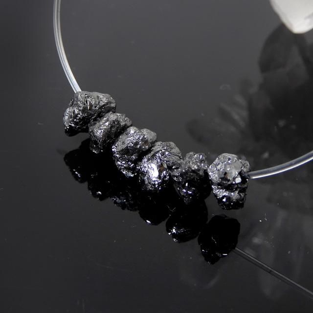 ★ブラックダイヤモンド ラフロックビーズ ブレスレット①(SA) ブラックダイヤモンド ラフロックビーズ｜原石の息吹を感じる