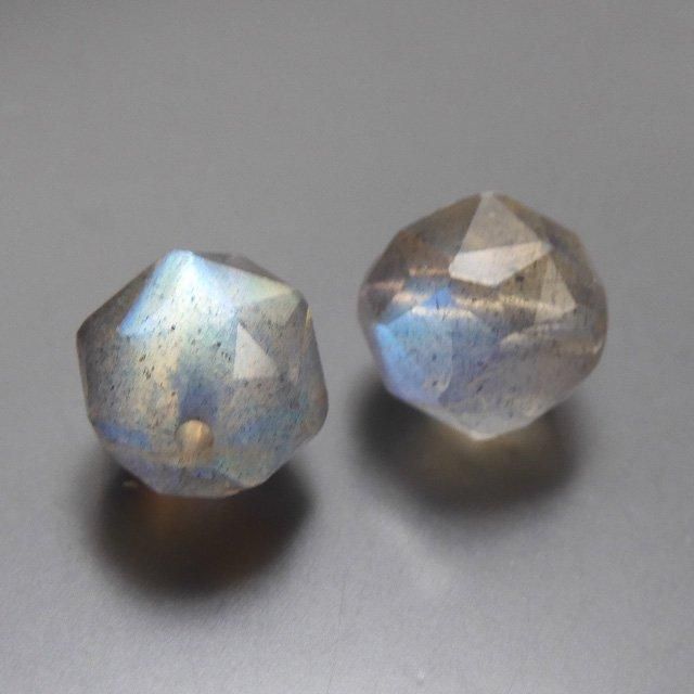 ラブラドライト 丸珠スターカット 2粒売り - 魔石屋.com