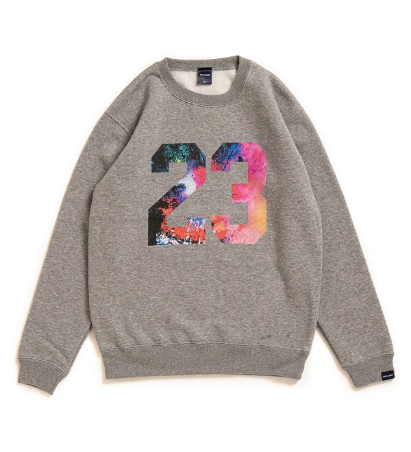 【APPLEBUM】“23” CREW SWEAT