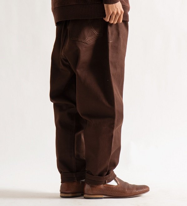 【APPLEBUM】LOOSE COLOR TAPERED PANTS