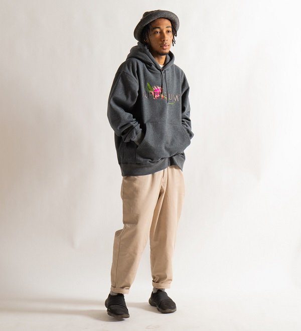 APPLEBUM】“FLOWER LOGO” SWEAT PARKA