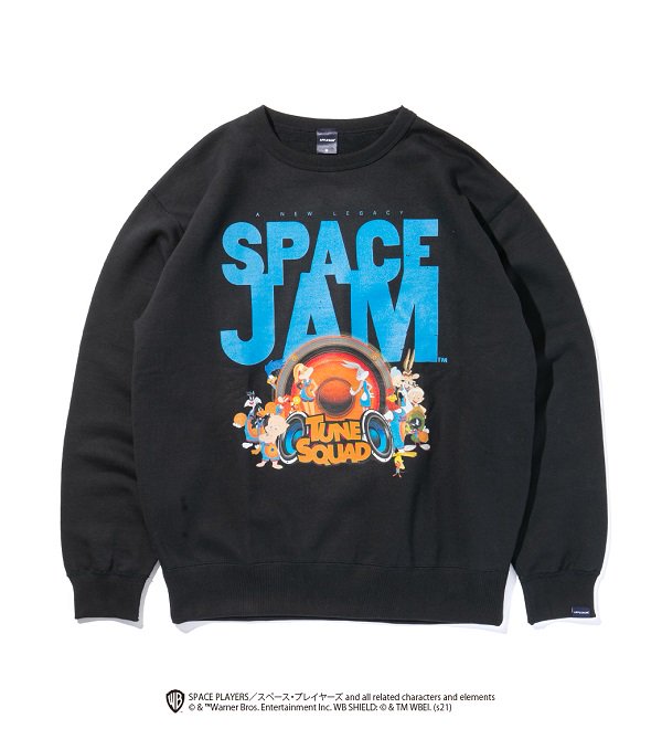 【APPLEBUM】“CHARACTERS” CREW SWEAT